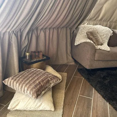 Cozy Dome Glamping Site With Private Hot Tub In Limassol, Cyprus Дом отдыха